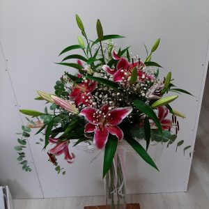 Ramo de lilium oriental